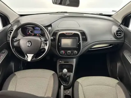 Photo 35 Renault Captur  TCe 90 Energy