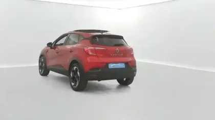 Photo 11 Renault Captur  E-Tech full hybrid 145 ch