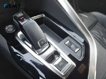 Photo 13 Peugeot 3008  Puretech 130ch S&S EAT8