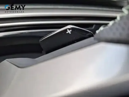 Photo 17 Peugeot 3008  Hybrid 145 e-DCS6