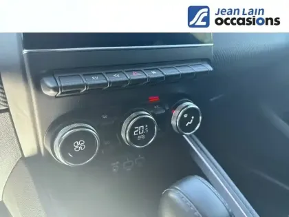 Photo 13 Renault Clio  E-Tech full hybrid 145