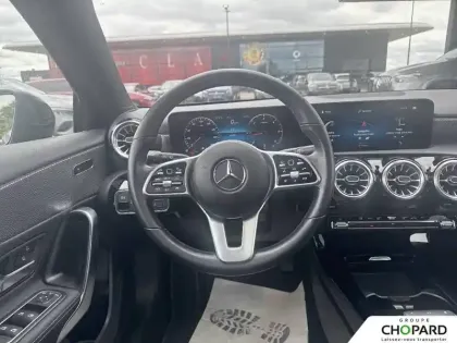 Photo 15 Mercedes Classe A  180 d 8G-DCT