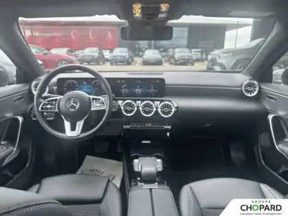 Photo 11 Mercedes Classe A  180 d 8G-DCT