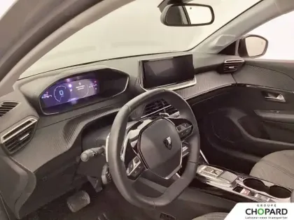 Photo 8 Peugeot 208  Hybrid 136 e-DCS6