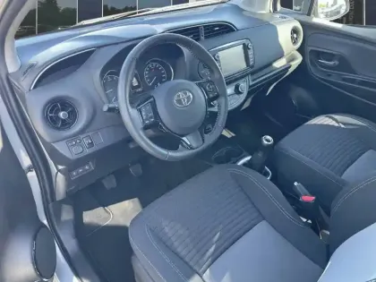 Photo 16 Toyota Yaris  70 VVT-i