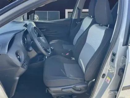 Photo 13 Toyota Yaris  70 VVT-i