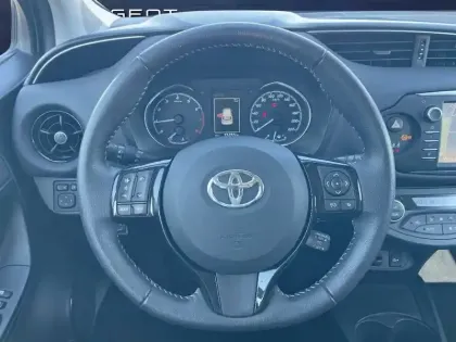 Photo 15 Toyota Yaris  70 VVT-i