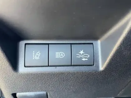 Photo 27 Toyota Yaris  70 VVT-i