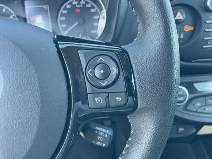 Photo 25 Toyota Yaris  70 VVT-i