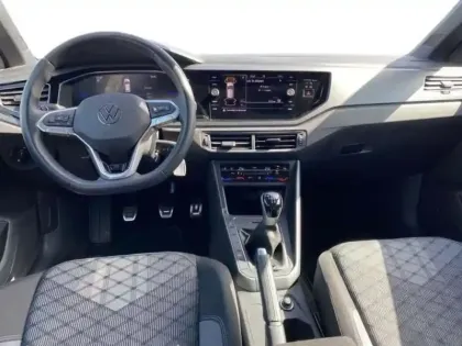 Photo 7 Volkswagen Polo 1.0 TSI 95 S&S BVM5 R-Line