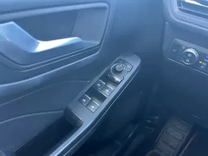 Photo 5 Ford Kuga 2.5 Duratec 190ch FHEV E85 ST-Line Business BVA