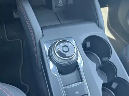 Photo 7 Ford Kuga 2.5 Duratec 190ch FHEV E85 ST-Line Business BVA