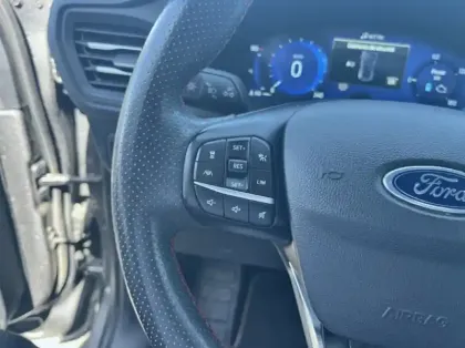 Photo 16 Ford Kuga 2.5 Duratec 190ch FHEV E85 ST-Line Business BVA