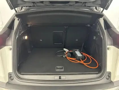 Photo 17 Peugeot 3008 HYBRID 225ch Allure Pack e-EAT8