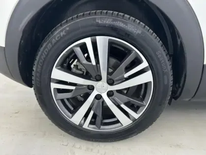 Photo 21 Peugeot 3008 HYBRID 225ch Allure Pack e-EAT8