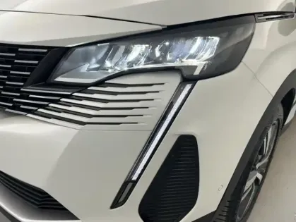 Photo 25 Peugeot 3008 HYBRID 225ch Allure Pack e-EAT8