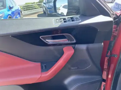 Photo 5 Jaguar F-Pace 2.0D 180ch R-Sport AWD BVA8