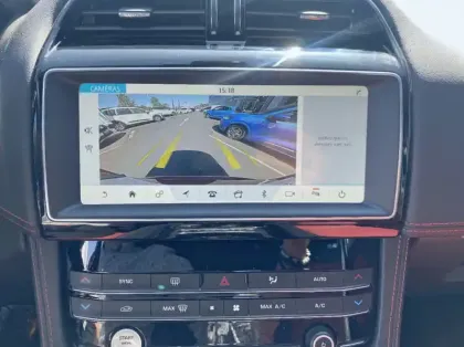 Photo 15 Jaguar F-Pace 2.0D 180ch R-Sport AWD BVA8