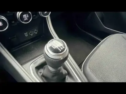 Photo 20 Renault Captur 1.0 TCe 90ch Techno + Attelage