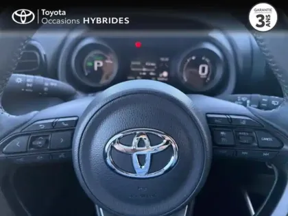 Photo 12 Toyota Yaris  116h Design 5p MY22