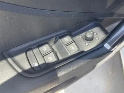 Photo 12 Audi Q2  35 TFSI 150ch COD Sport Limited