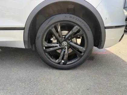 Photo 9 Volkswagen Tiguan  1.4 eHybrid 245ch R-Line Exclusive DSG6