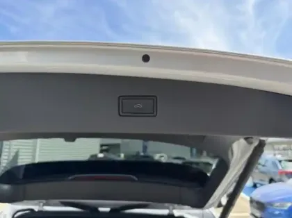 Photo 12 Volkswagen Tiguan  1.4 eHybrid 245ch R-Line Exclusive DSG6