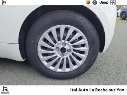 Photo 10 Fiat 500  e 95ch Action