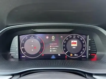 Photo 14 Skoda Octavia  Combi 2.0 TDI SCR 150ch Selection DSG7