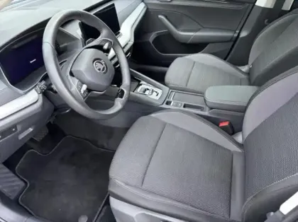 Photo 9 Skoda Octavia  Combi 2.0 TDI SCR 150ch Selection DSG7