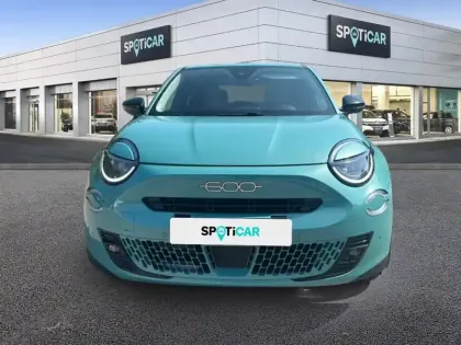 Photo 16 Fiat 600  1.2 Hybrid Turbo 110ch La Prima eDCT6