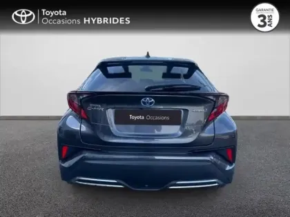 Photo 18 Toyota C-HR  2.0 Hybride 184ch Design Ultimate E-CVT