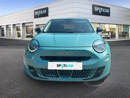Photo 16 Fiat 600  1.2 Hybrid Turbo 145ch La Prima eDCT6