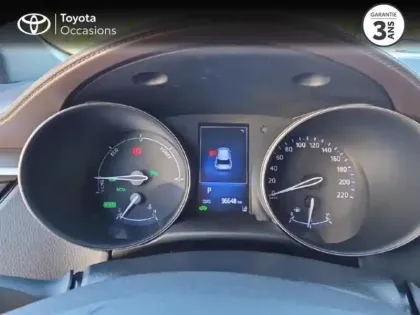 Photo 13 Toyota C-HR  122h Distinctive 2WD E-CVT RC18