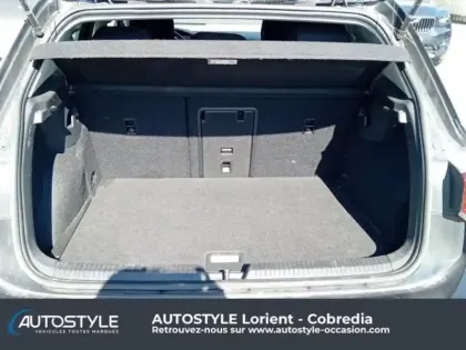 Photo 5 Volkswagen Golf  2.0 TDI SCR 115ch Life DSG7