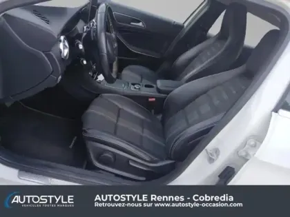 Photo 12 Mercedes GLA  180 d Sensation 7G-DCT