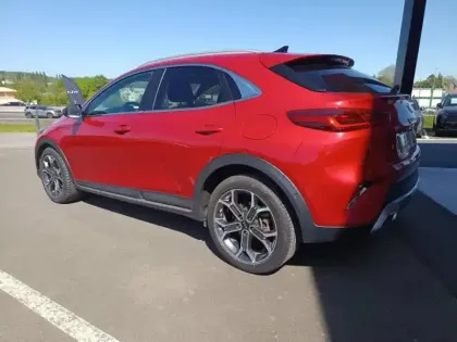 Photo 5 Kia Xceed  1.6 GDi 105ch + Plug-In 60.5ch Design DCT6 MY22