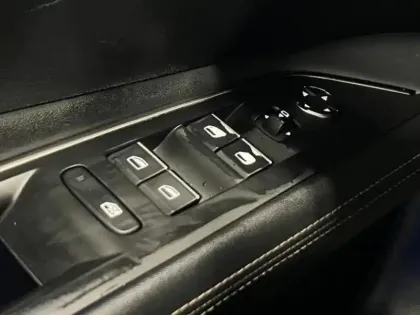 Photo 10 Peugeot 3008  HYBRID 225ch GT Pack e-EAT8