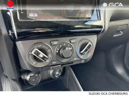 Photo 10 Suzuki Swift  1.2 Dualjet Hybrid 83ch Privilège