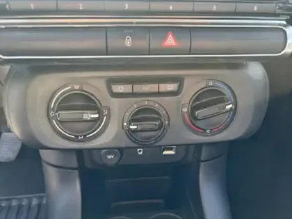 Photo 14 Citroën C3  PureTech 82ch Feel