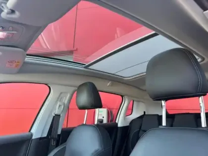 Photo 12 Peugeot 2008  1.2 Essence 130ch E6.c Crossway S&S