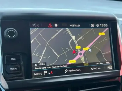 Photo 14 Peugeot 2008  1.2 Essence 130ch E6.c Crossway S&S