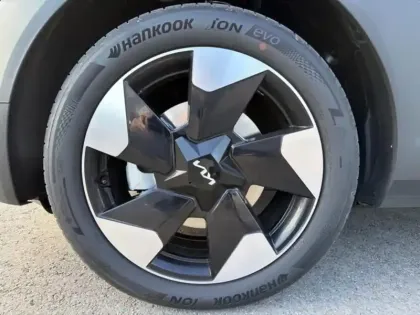 Photo 8 Kia EV2  147ch 42,2kWh Earth