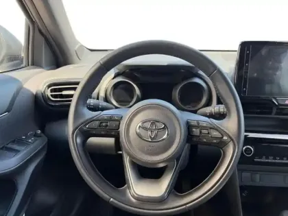 Photo 13 Toyota Yaris  Cross 116h Design MC24