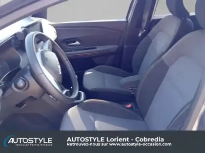 Photo 12 Dacia Jogger  1.0 TCe 110ch Extreme 7 places