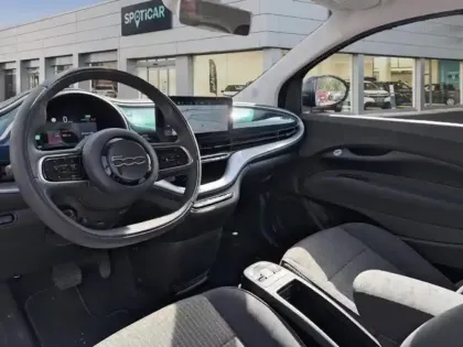 Photo 6 Fiat 500  e 118ch Icône Plus