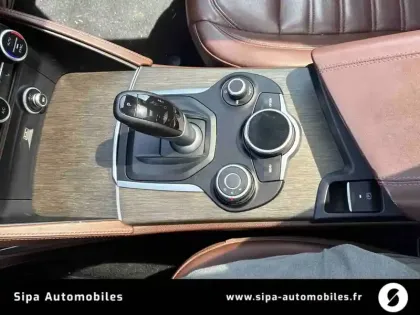 Photo 30 Alfa Romeo Stelvio  2.2 210 ch Q4 AT8