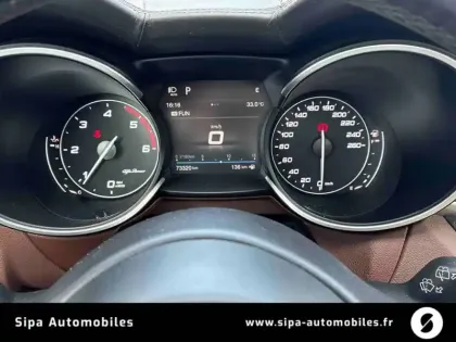 Photo 18 Alfa Romeo Stelvio  2.2 210 ch Q4 AT8