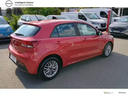Photo 16 Kia Rio  1.0 T-GDi 100 ch DCT7