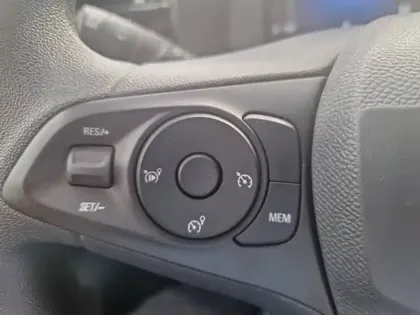 Photo 20 Opel Corsa  1.2 Turbo 100 ch BVM6